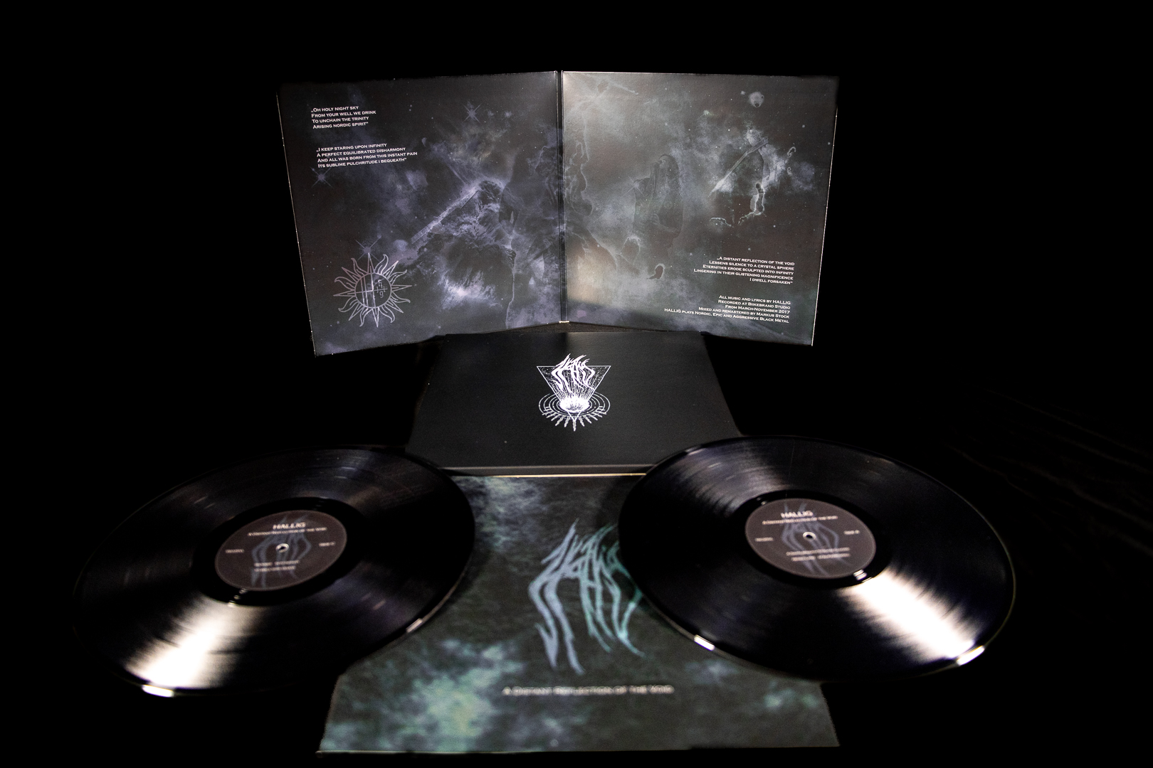Hallig - A Distant Reflection Of The Void DLP Gatefold (Schwarz) Präsentation 2